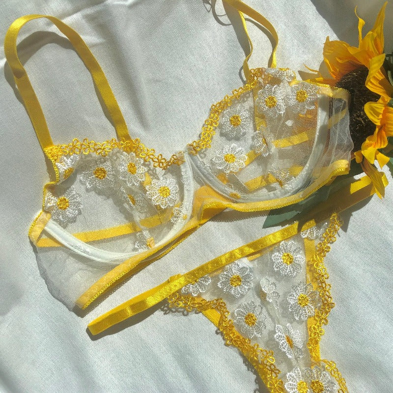 Daisy Lingerie Set - Image 4