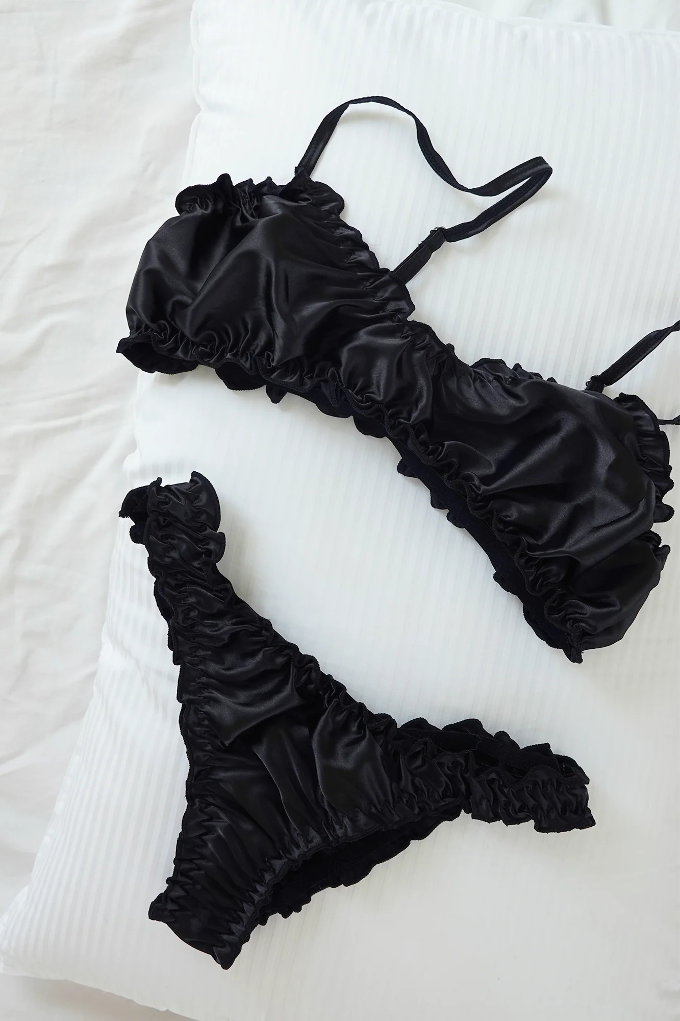 Black Silk Ruffled Bralette and Underwear Set - Image 3